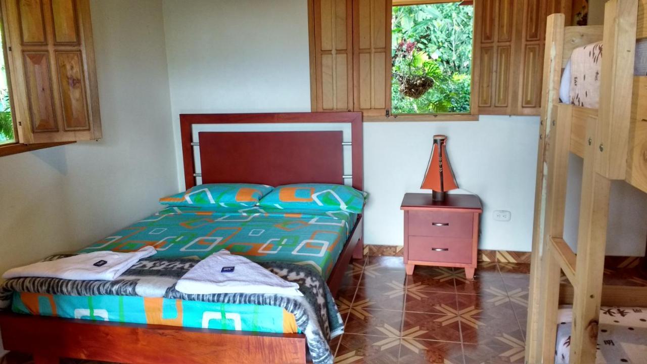 Finca Turistica Los Rosales 佩雷拉 外观 照片