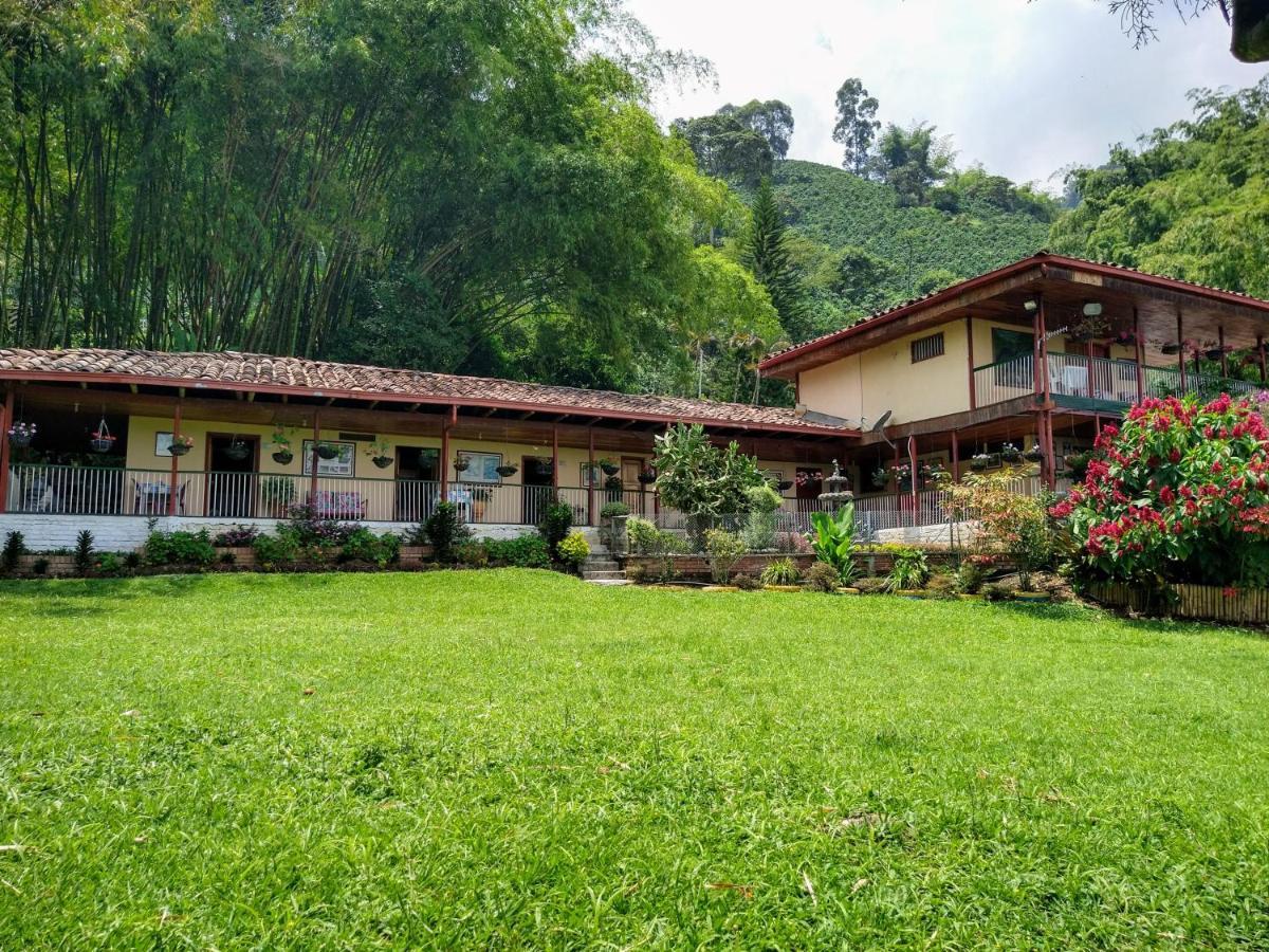 Finca Turistica Los Rosales 佩雷拉 外观 照片